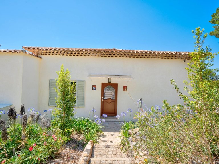 Villa for Sale in Valbonne, Mougins, Valbonne, Grasse Area 20
