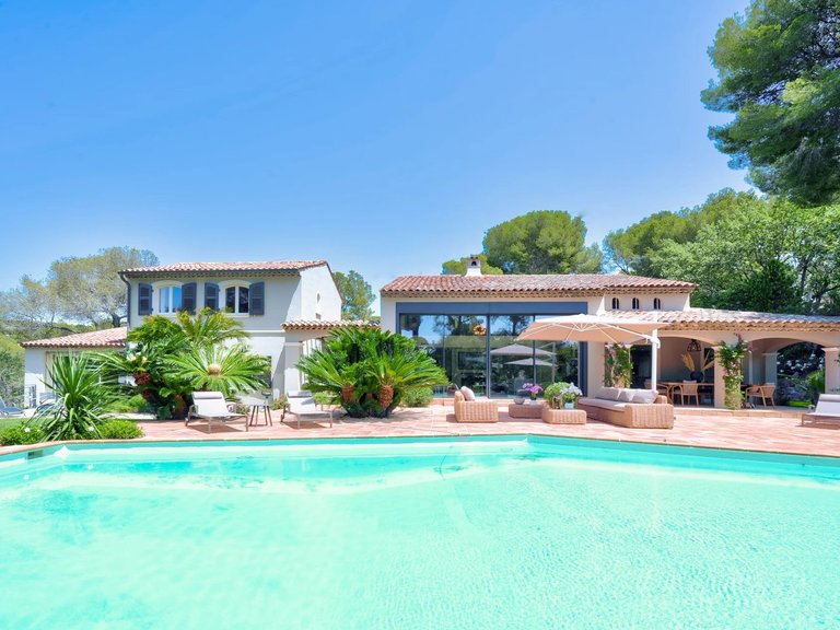 Villa for Sale in Mougins, Mougins, Valbonne, Grasse Area 1