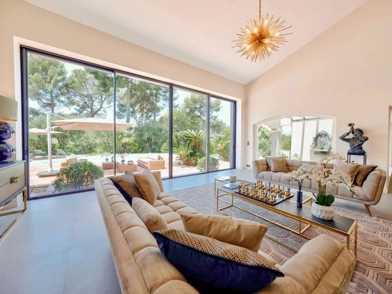 Villa for Sale in Mougins, Mougins, Valbonne, Grasse Area 3