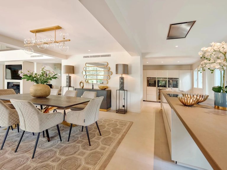 Villa for Sale in Mougins, Mougins, Valbonne, Grasse Area 6