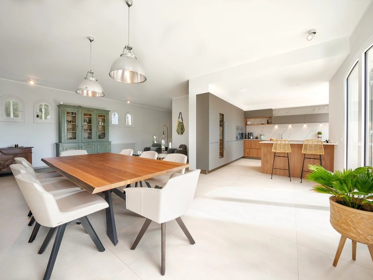 Villa for Sale in Mougins, Mougins, Valbonne, Grasse Area 11
