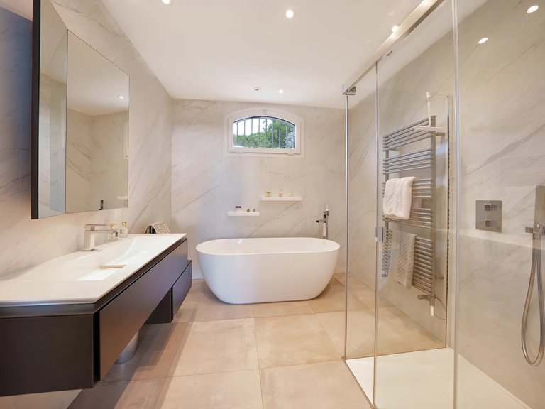 Villa for Sale in Mougins, Mougins, Valbonne, Grasse Area 1