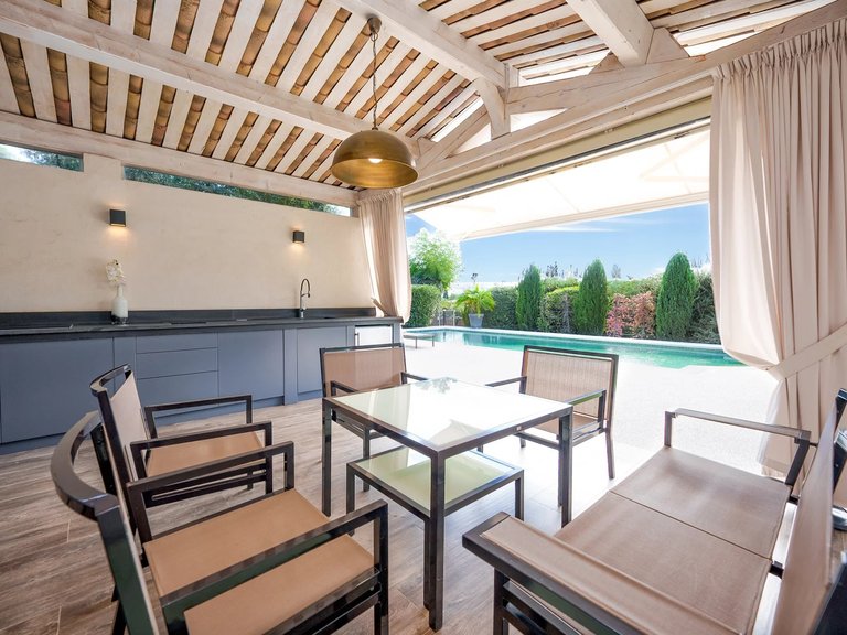 Villa for Sale in Mougins, Mougins, Valbonne, Grasse Area 2