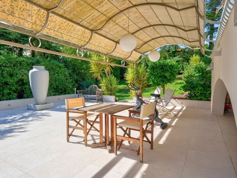 Villa for Sale in Mougins, Mougins, Valbonne, Grasse Area 6