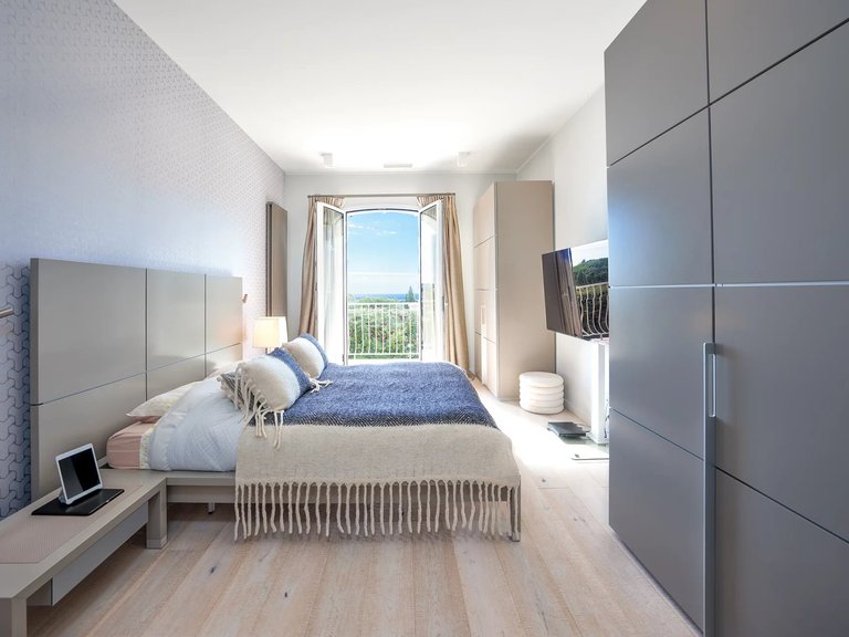 Villa for Sale in Mougins, Mougins, Valbonne, Grasse Area 18
