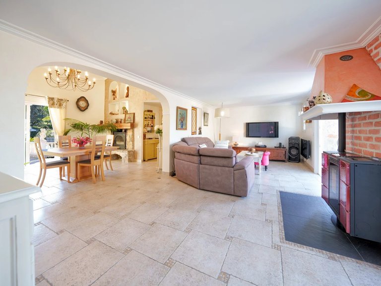 Villa for Sale in Peymeinade, Mougins, Valbonne, Grasse Area 6