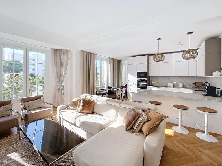 Apartment for Sale in Cannes, Cannes Area 3