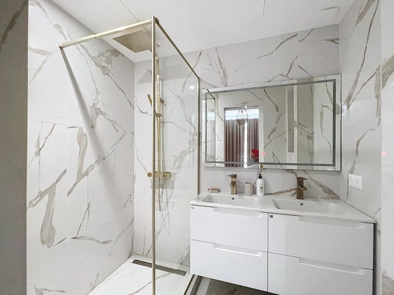 Apartment for Sale in Cannes, Cannes Area 7