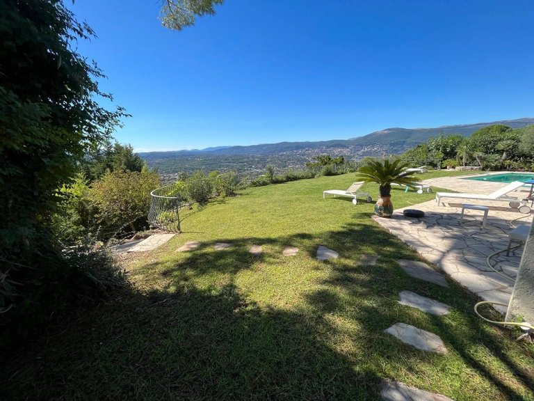 Villa for Sale in Mougins, Mougins, Valbonne, Grasse Area 13