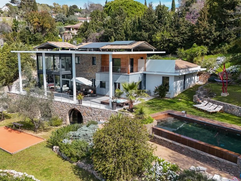 Villa for Sale in Mougins, Mougins, Valbonne, Grasse Area 1
