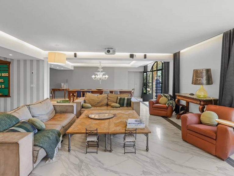Villa for Sale in Mougins, Mougins, Valbonne, Grasse Area 12