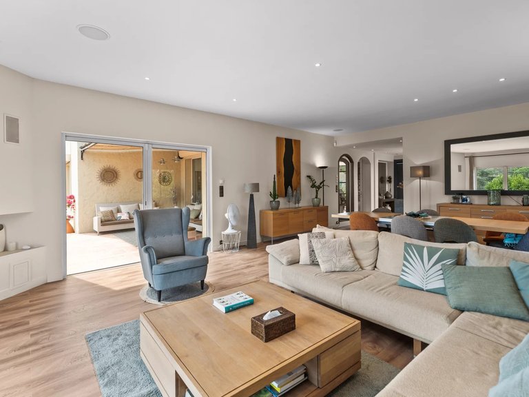 Villa for Sale in Mougins, Mougins, Valbonne, Grasse Area 4