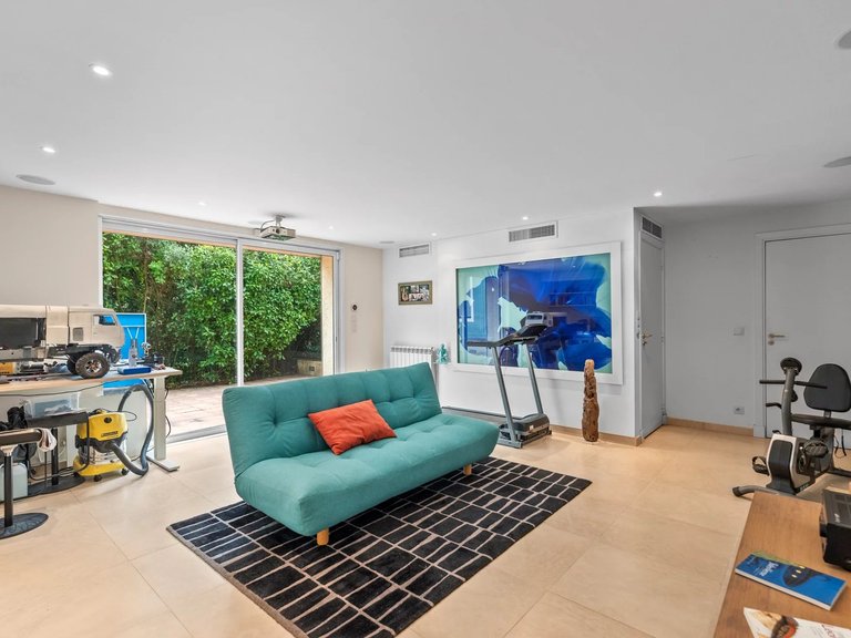Villa for Sale in Mougins, Mougins, Valbonne, Grasse Area 14