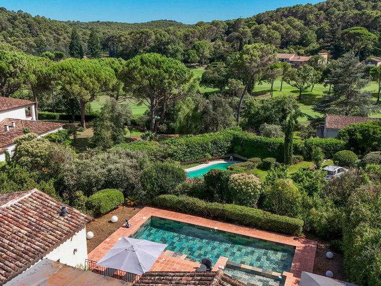Villa for Sale in Mougins, Mougins, Valbonne, Grasse Area 19