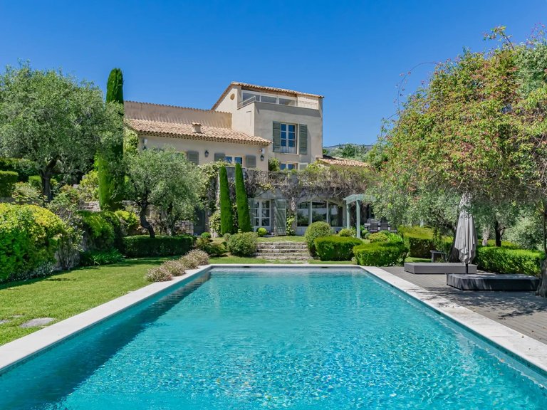 Villa for Sale in Valbonne, Mougins, Valbonne, Grasse Area 1