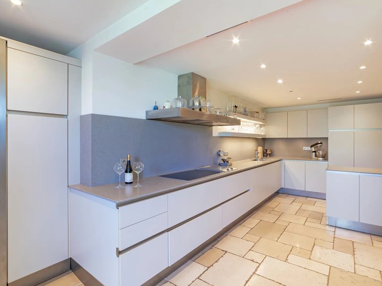 Villa for Sale in Valbonne, Mougins, Valbonne, Grasse Area 12