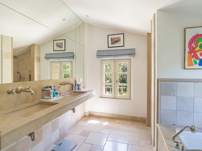 Villa for Sale in Valbonne, Mougins, Valbonne, Grasse Area 13