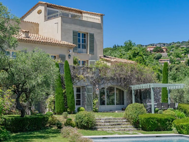 Villa for Sale in Valbonne, Mougins, Valbonne, Grasse Area 14