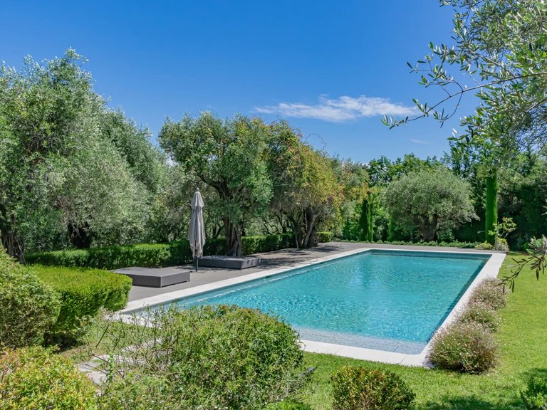 Villa for Sale in Valbonne, Mougins, Valbonne, Grasse Area 3
