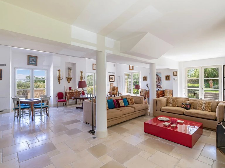 Villa for Sale in Valbonne, Mougins, Valbonne, Grasse Area 5