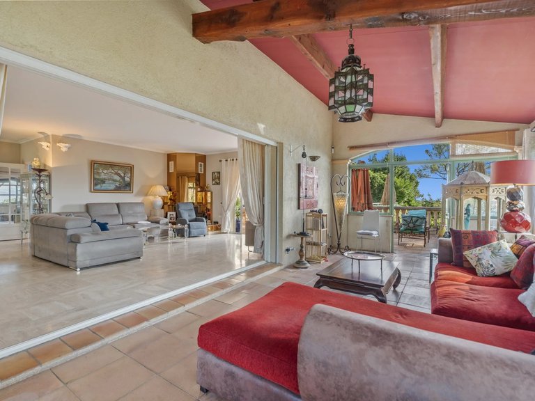 Villa for Sale in Mouans Sartoux, Mougins, Valbonne, Grasse Area 8