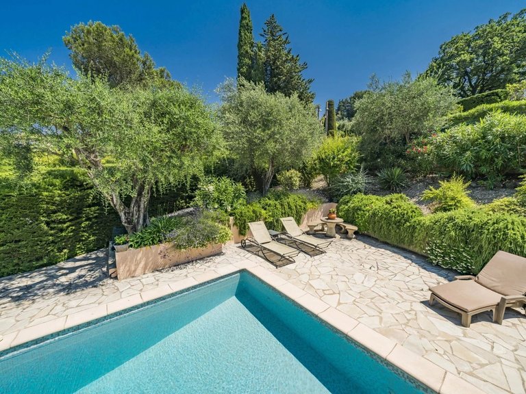 Villa for Sale in Mougins, Mougins, Valbonne, Grasse Area 18