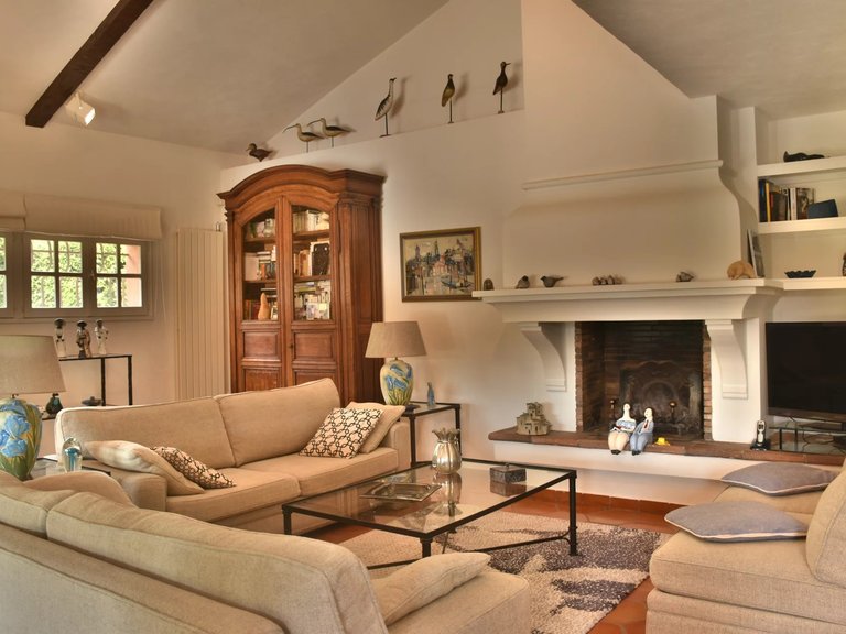 Villa for Sale in Valbonne, Mougins, Valbonne, Grasse Area 3