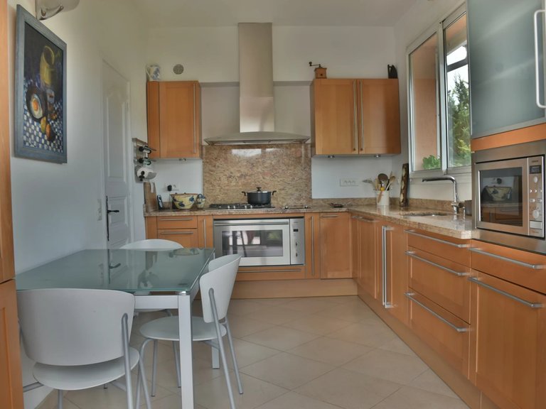 Villa for Sale in Valbonne, Mougins, Valbonne, Grasse Area 8