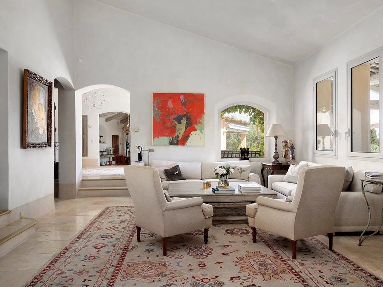Villa for Sale in Biot, Mougins, Valbonne, Grasse Area 2