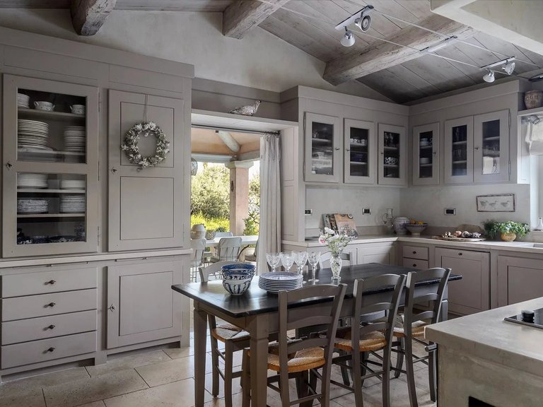 Villa for Sale in Biot, Mougins, Valbonne, Grasse Area 4