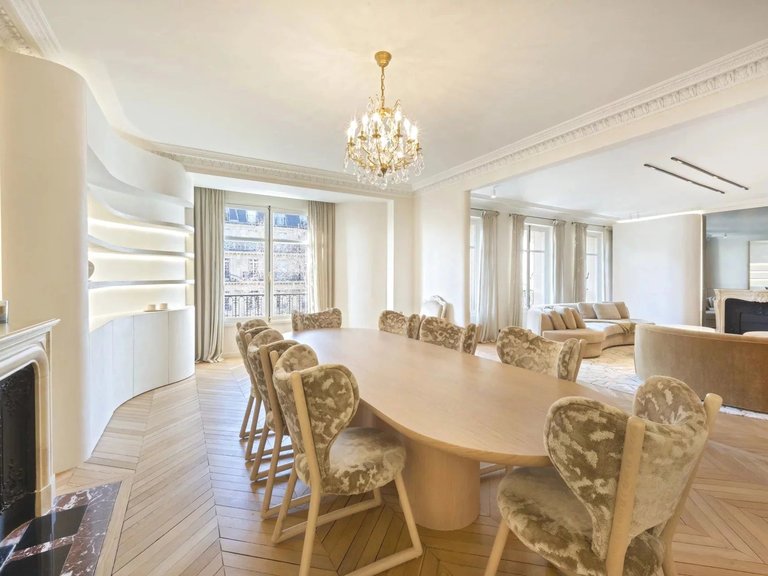Apartment for Sale in 7th (invalides, Eiffel Tower, Orsay), Paris Left Bank (5th,6th & 7th ) 10