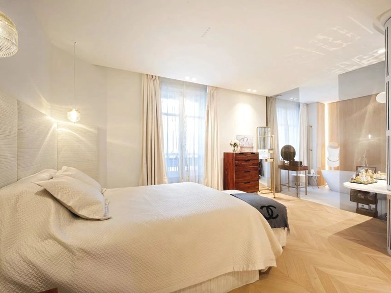 Apartment for Sale in 7th (invalides, Eiffel Tower, Orsay), Paris Left Bank (5th,6th & 7th ) 13