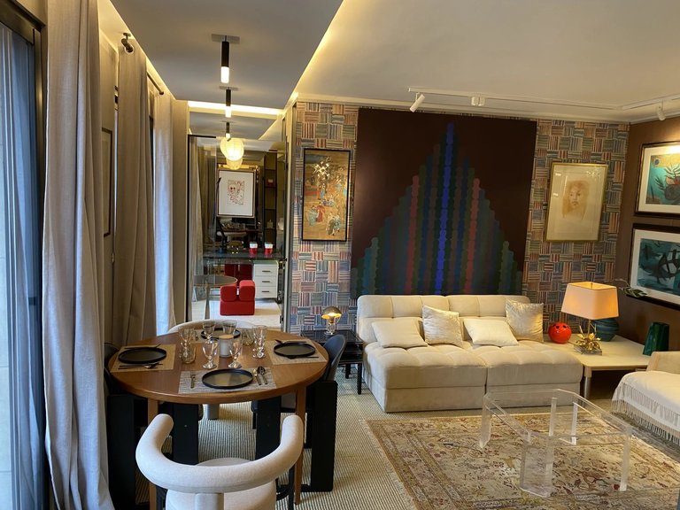 Apartment for Sale in 8th (golden Triangle - Parc Monceau), Golden Triangle - Trocadéro (8th - 16th) 11