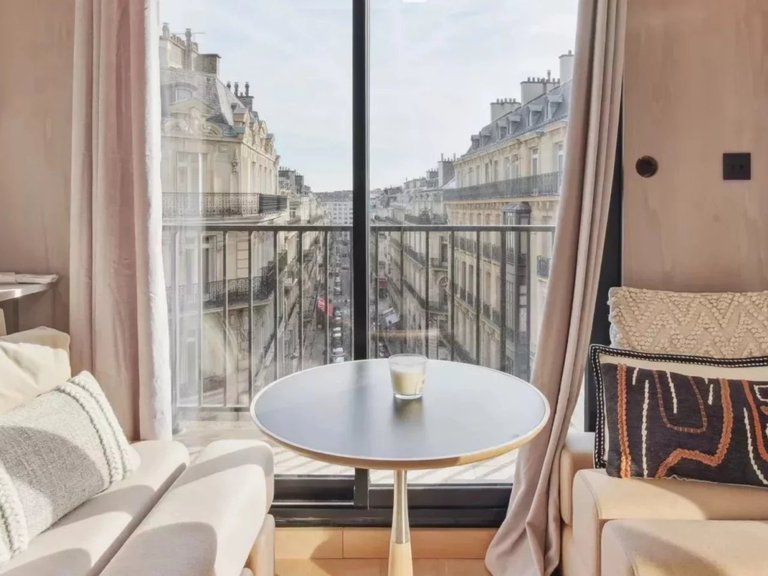 Apartment for Sale in 8th (golden Triangle - Parc Monceau), Golden Triangle - Trocadéro (8th - 16th) 8