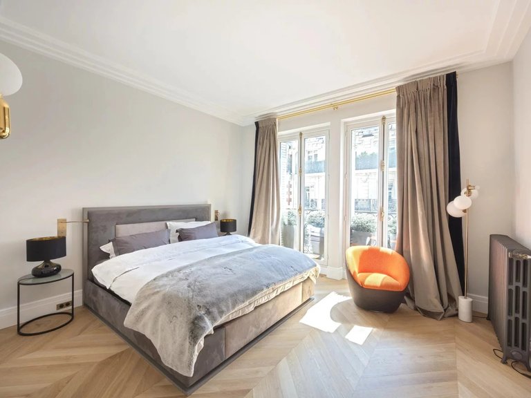 Apartment for Sale in 8th (golden Triangle - Parc Monceau), Golden Triangle - Trocadéro (8th - 16th) 12
