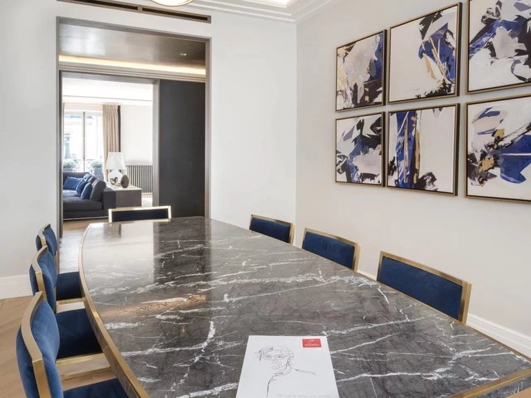 Apartment for Sale in 8th (golden Triangle - Parc Monceau), Golden Triangle - Trocadéro (8th - 16th) 17