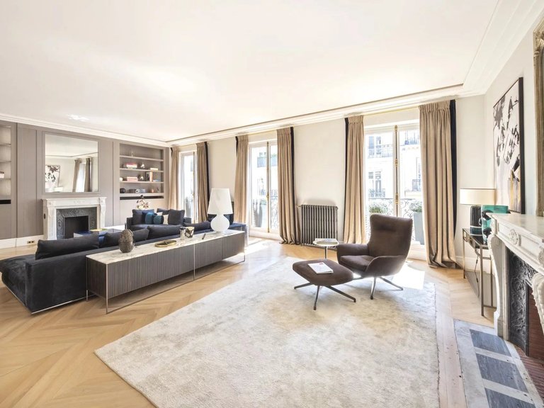 Apartment for Sale in 8th (golden Triangle - Parc Monceau), Golden Triangle - Trocadéro (8th - 16th) 6