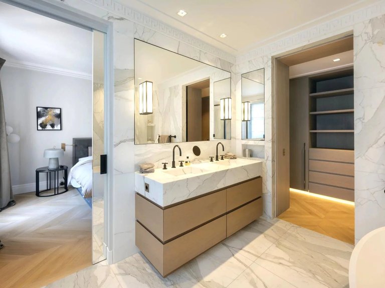 Apartment for Sale in 8th (golden Triangle - Parc Monceau), Golden Triangle - Trocadéro (8th - 16th) 8