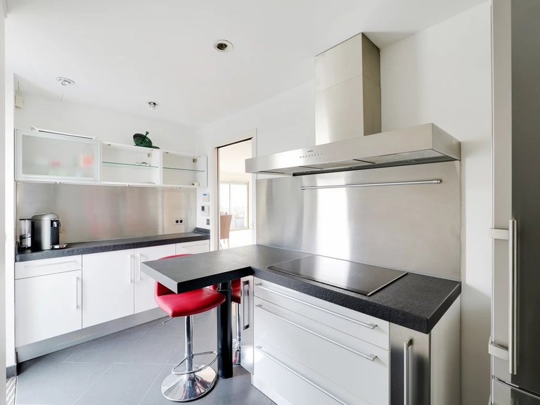 Apartment for Sale in 6th (saint Germain Des Prés - Luxembourg), Paris Left Bank (5th,6th & 7th ) 7