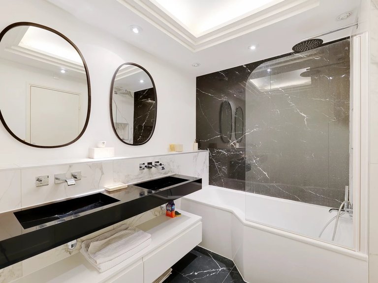Apartment for Sale in 6th (saint Germain Des Prés - Luxembourg), Paris Left Bank (5th,6th & 7th ) 9