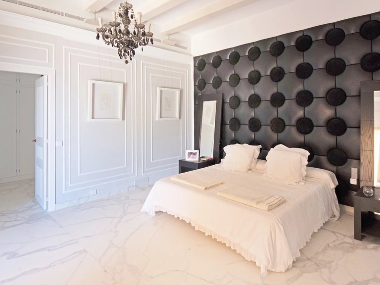 Villa for Sale in San Josep, Ibiza 13