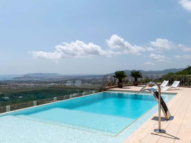 Villa for Sale in Can Furnet, Ibiza 1