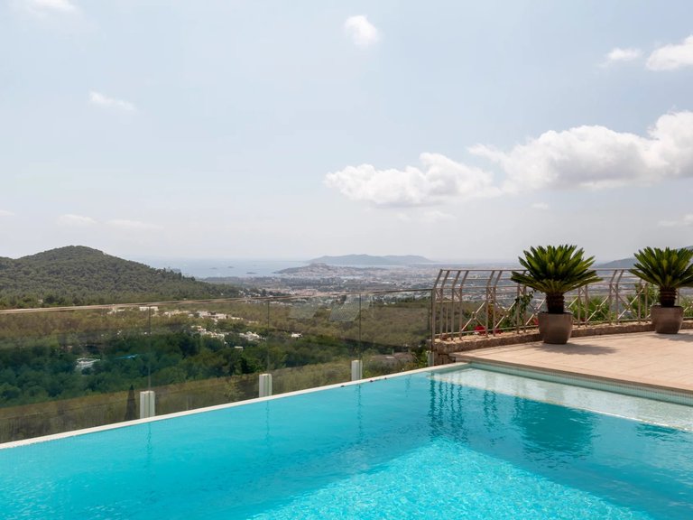 Villa for Sale in Can Furnet, Ibiza 3