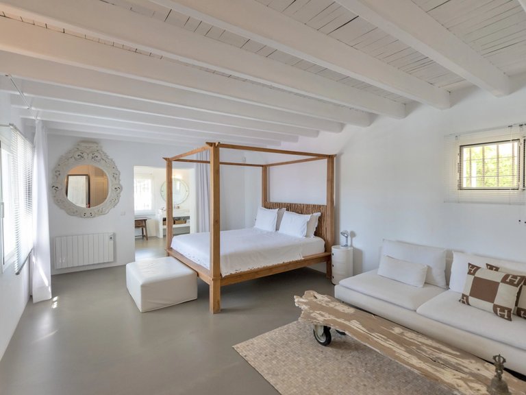 Villa for Sale in Jesus, Ibiza 9