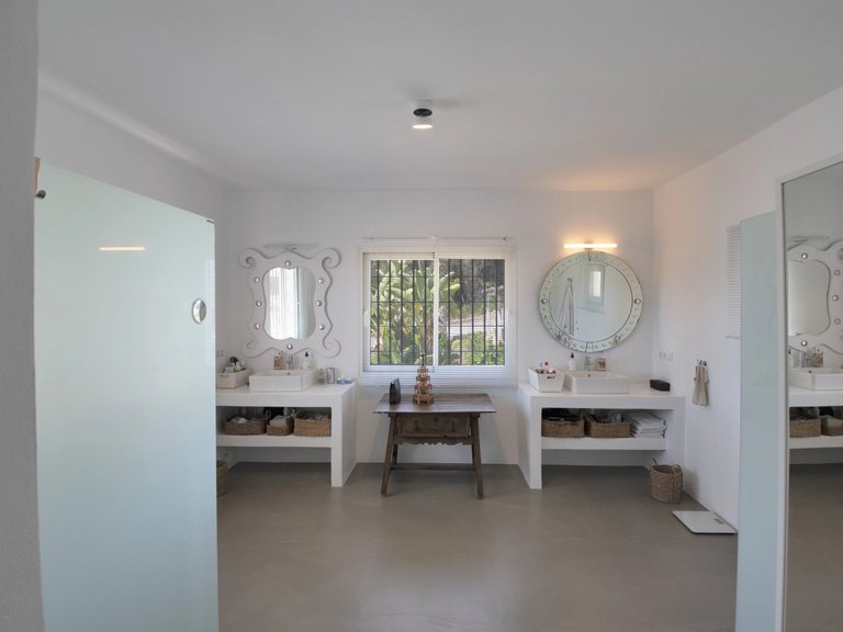 Villa for Sale in Jesus, Ibiza 10