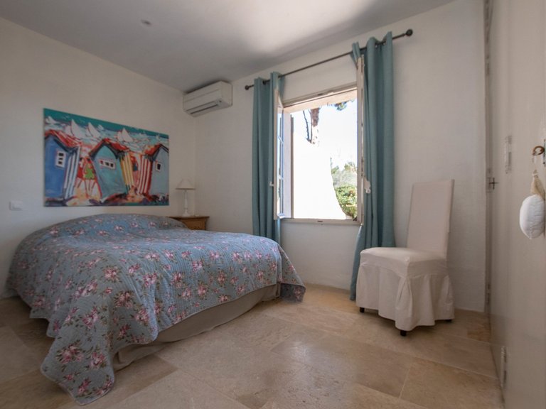 Villa for Sale in Mouans Sartoux, Mougins, Valbonne, Grasse Area 16