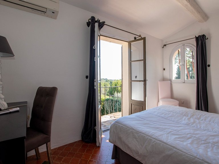 Villa for Sale in Mouans Sartoux, Mougins, Valbonne, Grasse Area 20