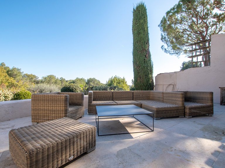 Villa for Sale in Mouans Sartoux, Mougins, Valbonne, Grasse Area 3
