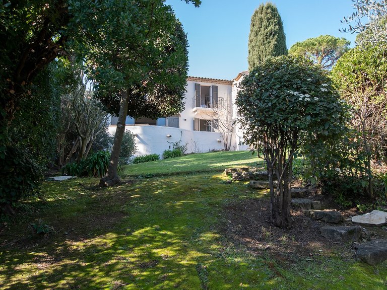 Villa for Sale in Mouans Sartoux, Mougins, Valbonne, Grasse Area 4