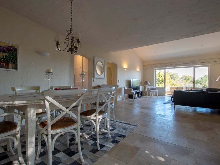 Villa for Sale in Mouans Sartoux, Mougins, Valbonne, Grasse Area 9